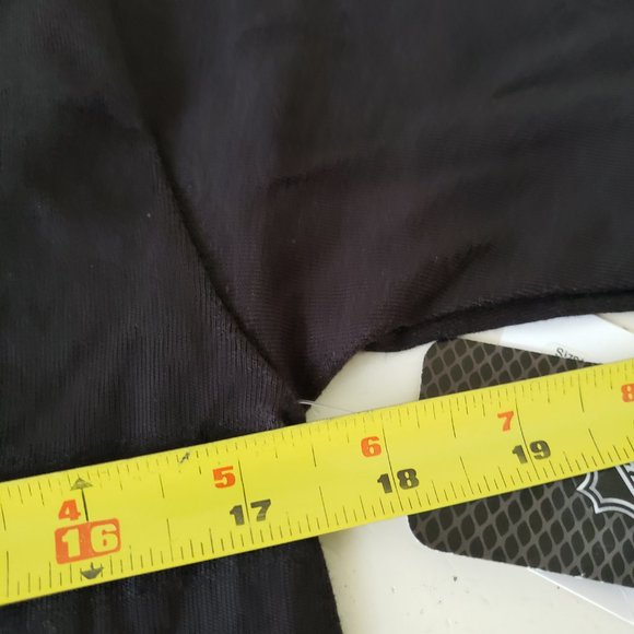 Boston Bruins Short Sleeve T-Shirt Tee Mens Small Black NHL Winter Classic NWT - Picture 10 of 11